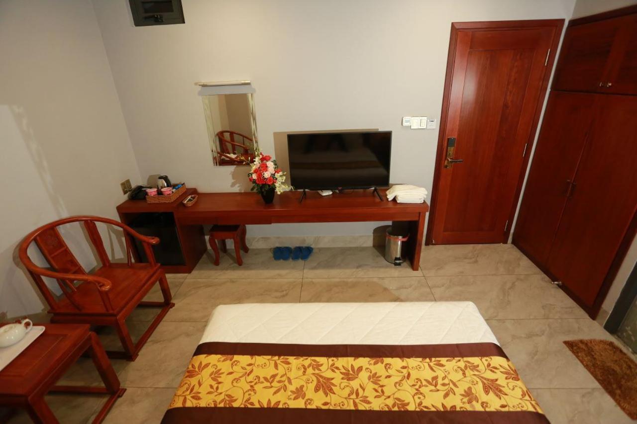 Thanh Tai Hotel 2 Хошимин Екстериор снимка