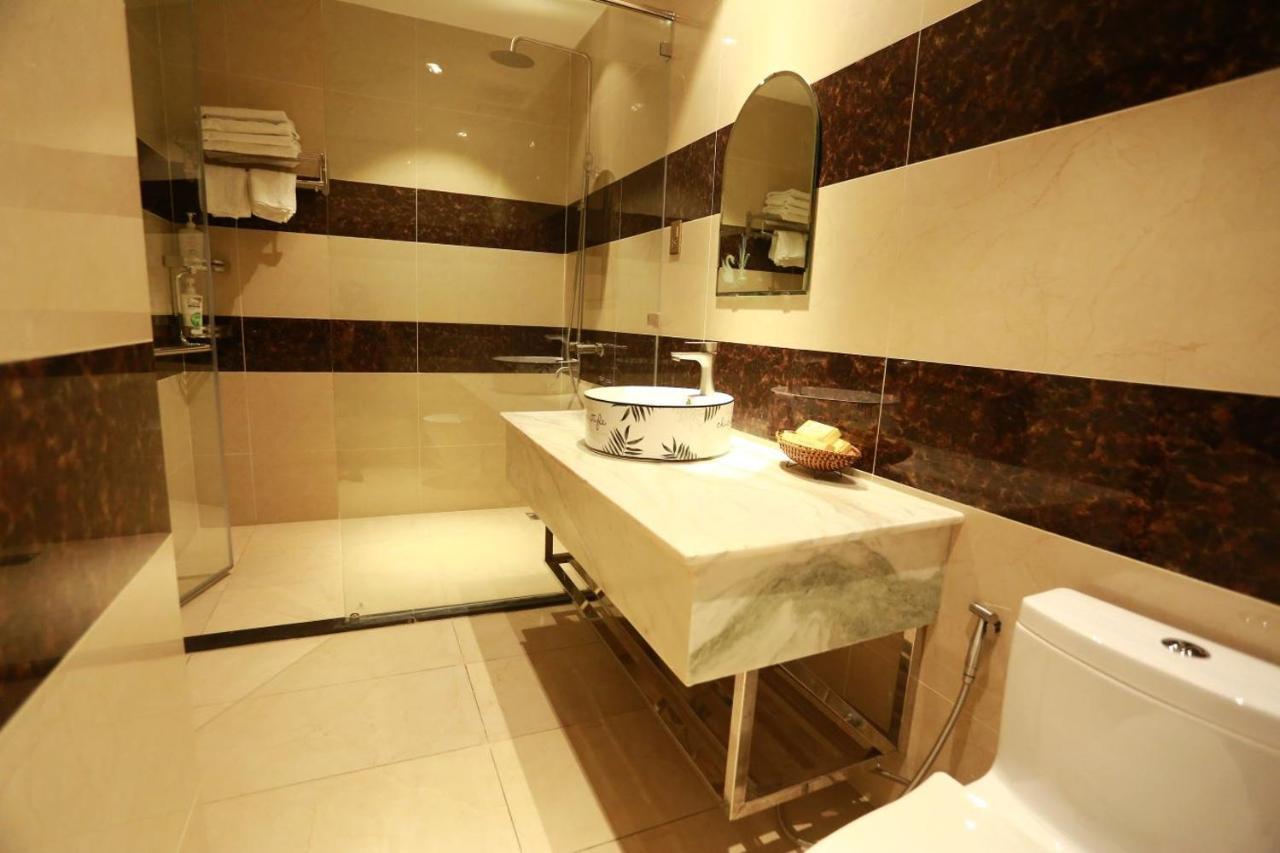 Thanh Tai Hotel 2 Хошимин Екстериор снимка