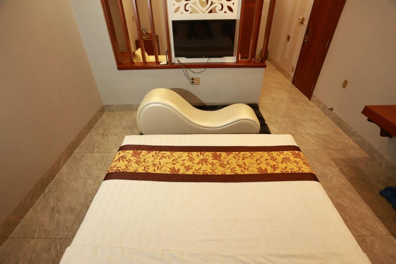 Thanh Tai Hotel 2 Хошимин Екстериор снимка