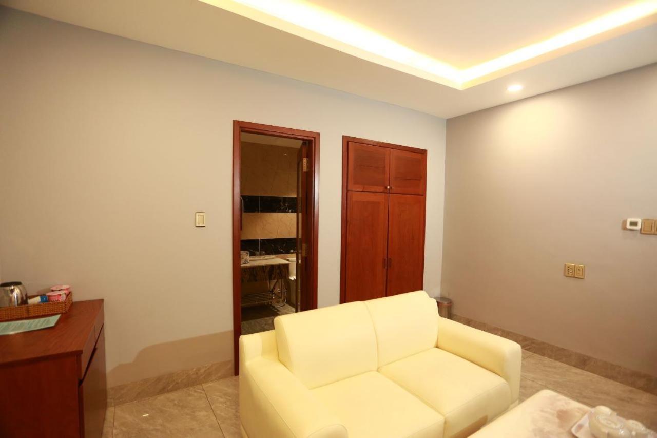 Thanh Tai Hotel 2 Хошимин Екстериор снимка