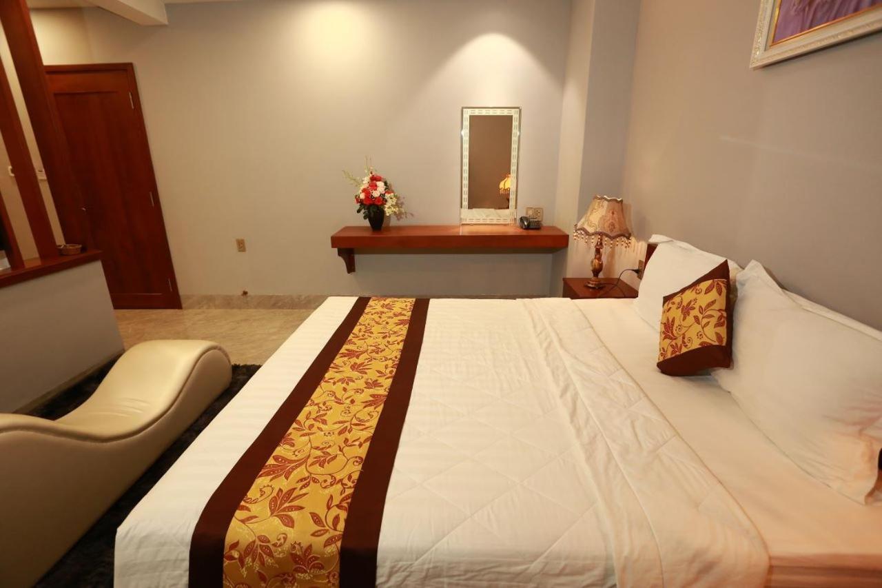 Thanh Tai Hotel 2 Хошимин Екстериор снимка